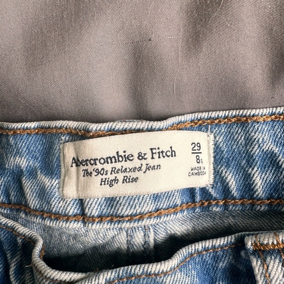 abercrombie & fitch 90s relaxed high rise jeans - Picture 2 of 4